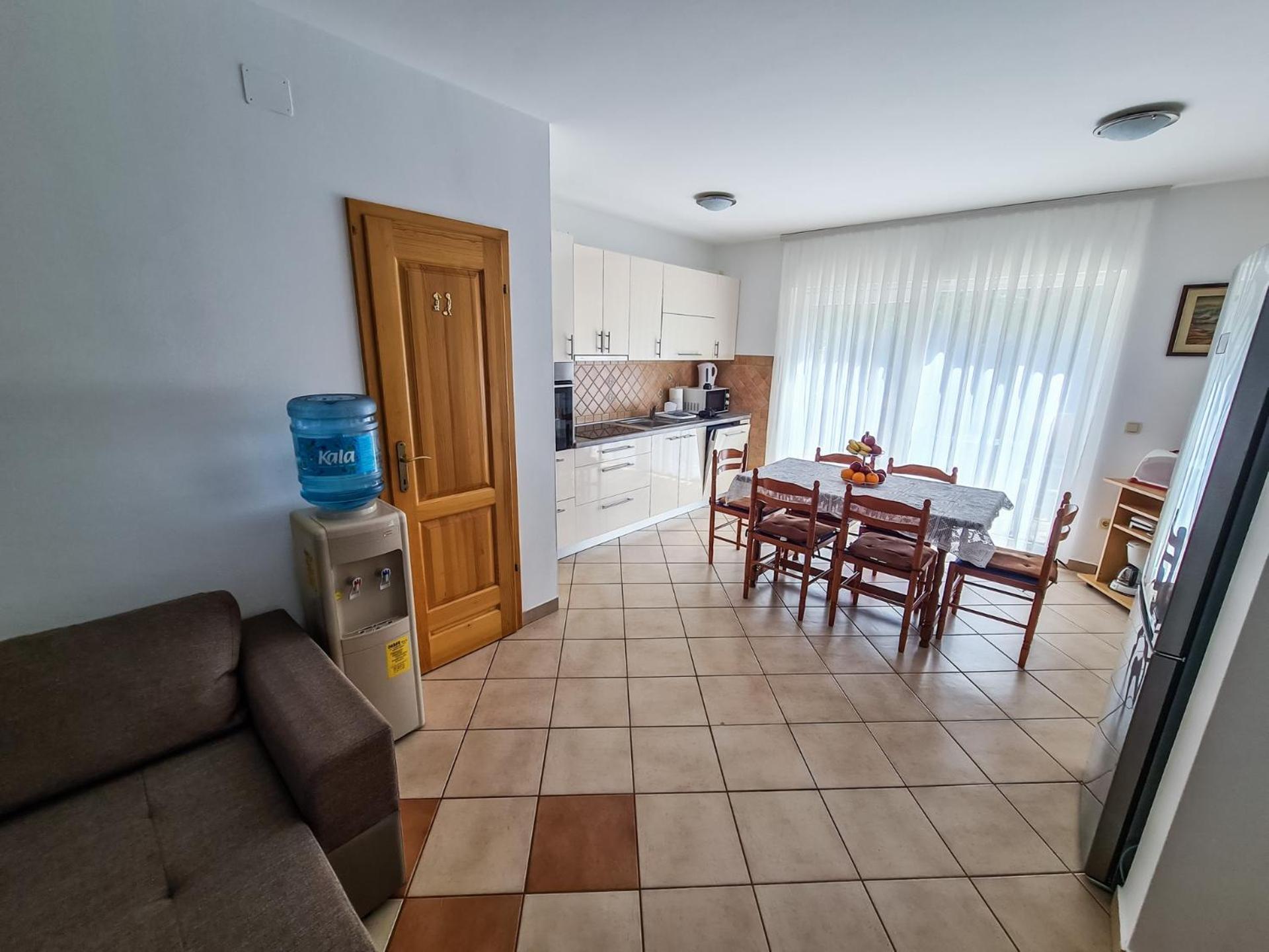 Apartment Hrastov Солине Экстерьер фото